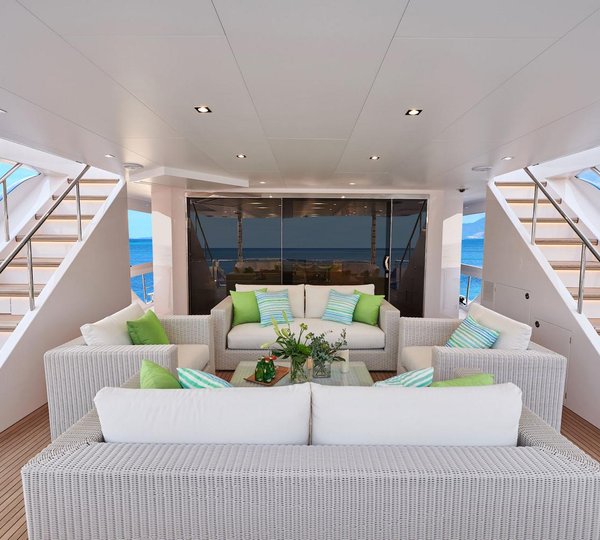 Aft Deck Seating