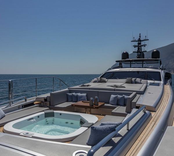 Sun Deck Jacuzzi