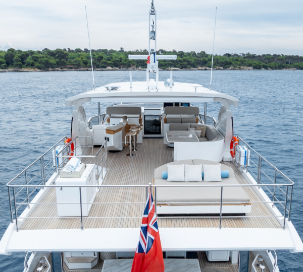 Open Sundeck Relaxation Area