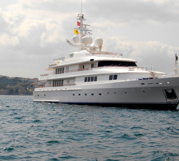 Vera Superyacht Profile