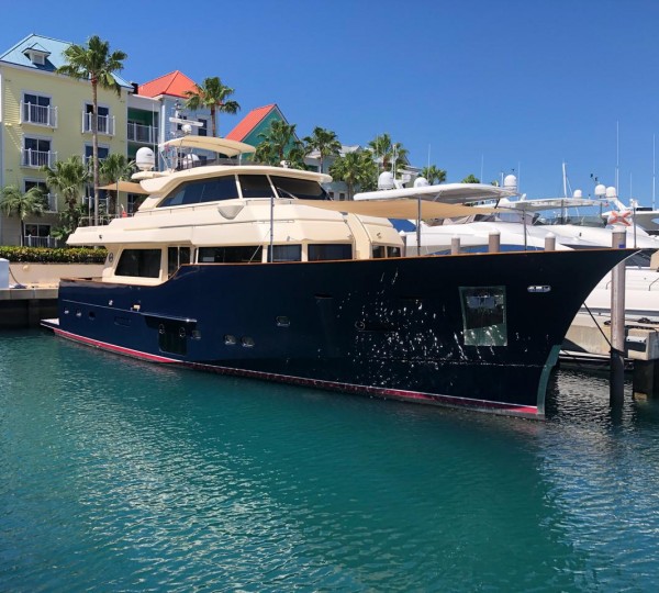 Motor yacht NOMADA - Docked