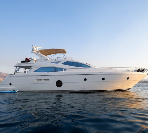 Luxury yacht SUMMER THERAPY