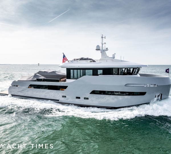 Super yacht AVONTUUR