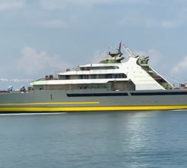 Super yacht J7EXPLORER