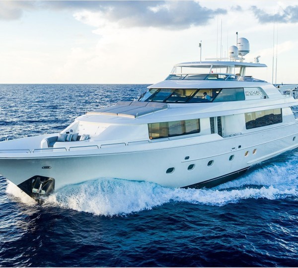 Super yacht KEMOSABE