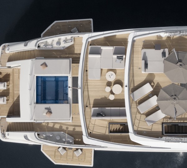 Luxury yacht ALCHEMIST