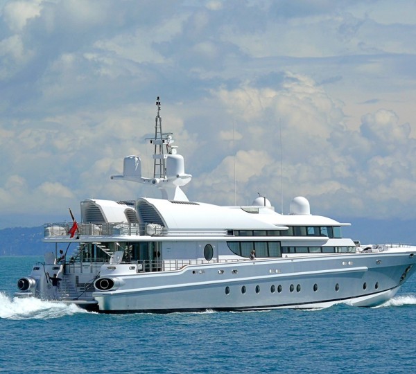 Luxury yacht THUNDER
