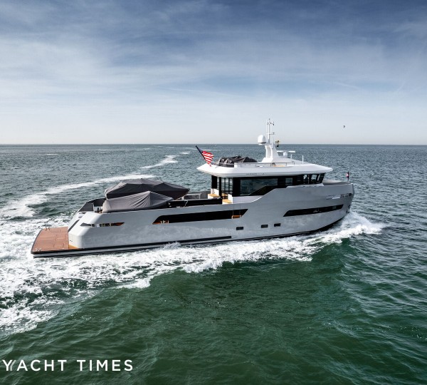 Motor yacht AVONTUUR