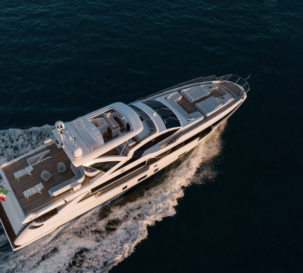 Motor yacht CHESTNUT