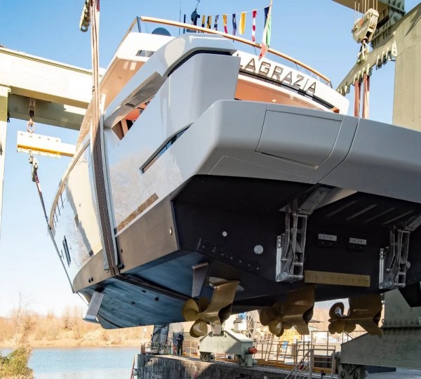 Motor yacht DELLAGRAZIA