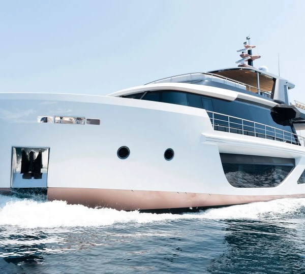 Motor yacht VIVACE