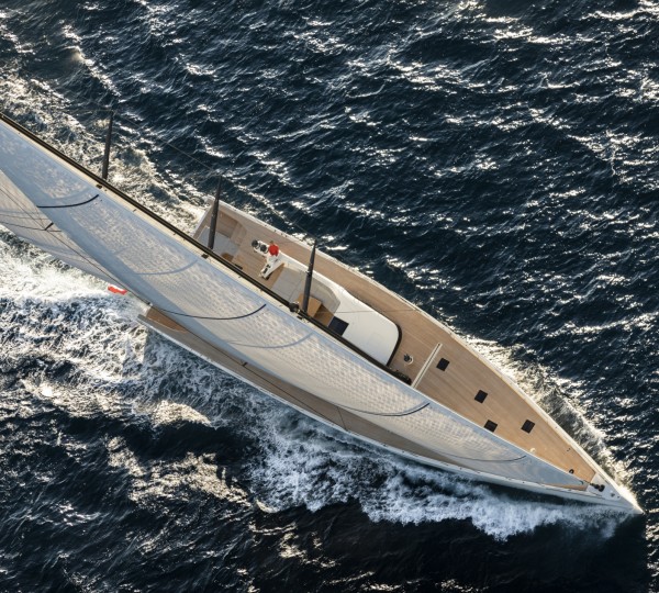 Luxury yacht CEFEA
