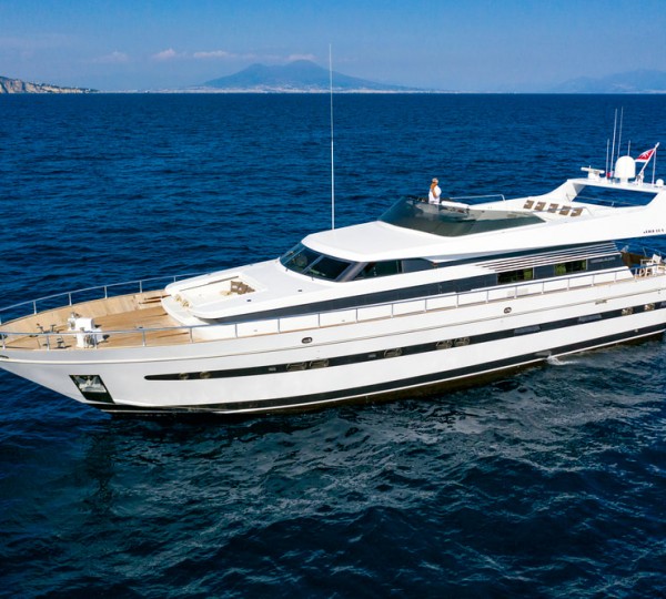 Luxury yacht SANDI IV