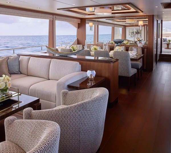 Motor yacht MARTHA JANE