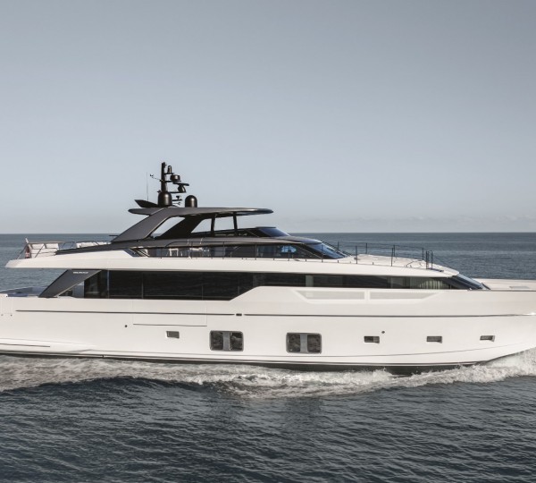 Motor yacht MONTAÑA