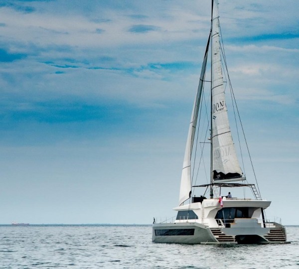 Sailing catamaran MOONLIGHT