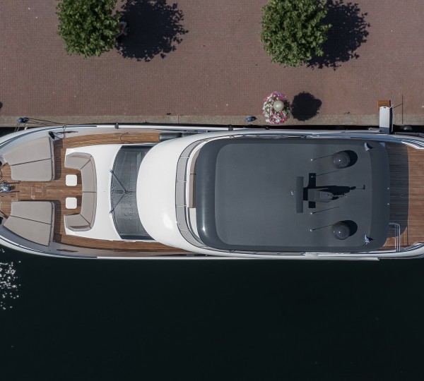 Super yacht DUTCH FALCON