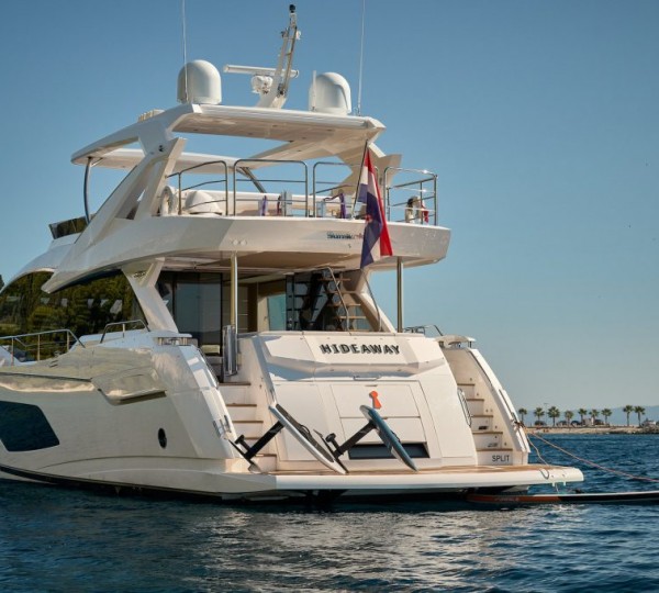 Super yacht HIDEAWAY I
