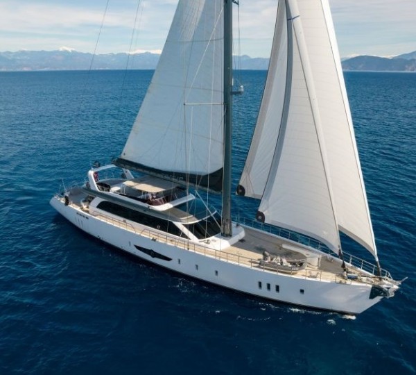 Super yacht LONG ISLAND