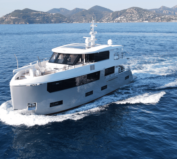 Luxury Explorer Yacht UKIEL
