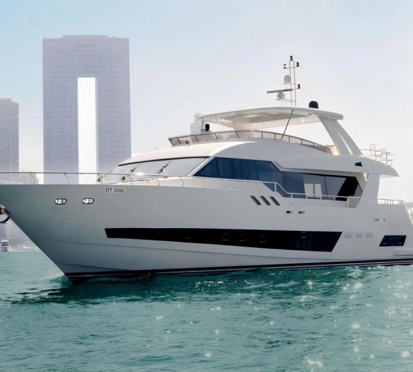 Luxury Yacht CALIENTE