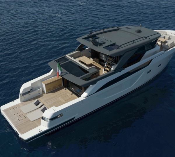 Luxury Yacht CC (sistership)