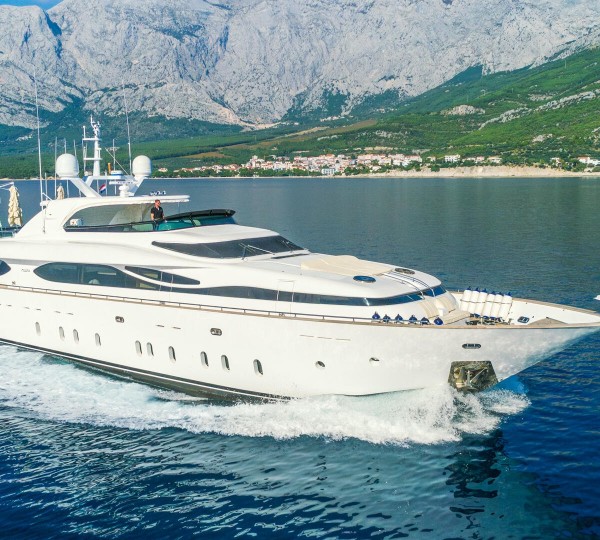 Luxury Yacht CYNTHIA