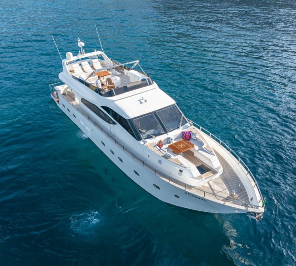 Luxury Yacht LA CHICCA
