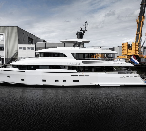 Luxury Yacht LUMIERE