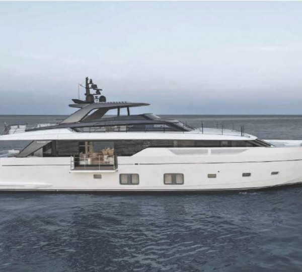 Luxury Yacht MARY