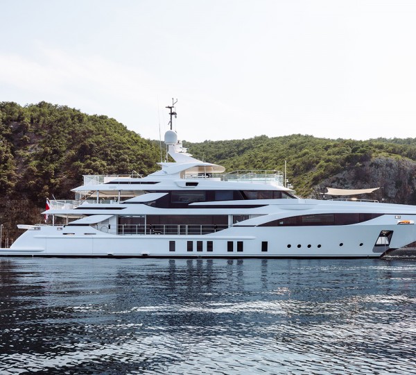 Luxury Yacht SEAGULL MRD