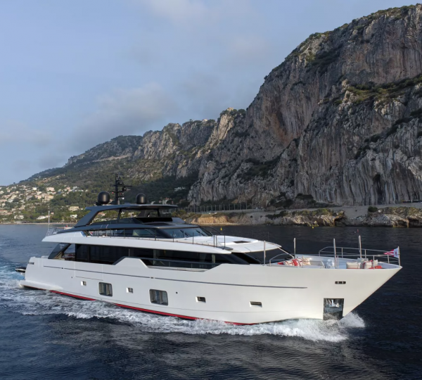 Luxury Yacht THE GREAT ESCAPE