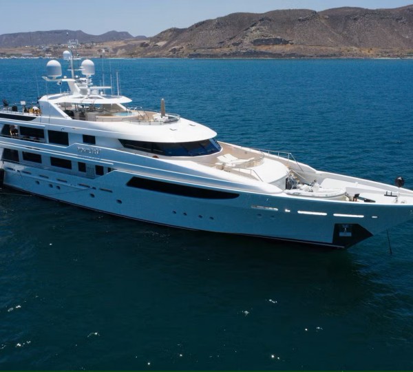 Luxury Yacht VALINOR