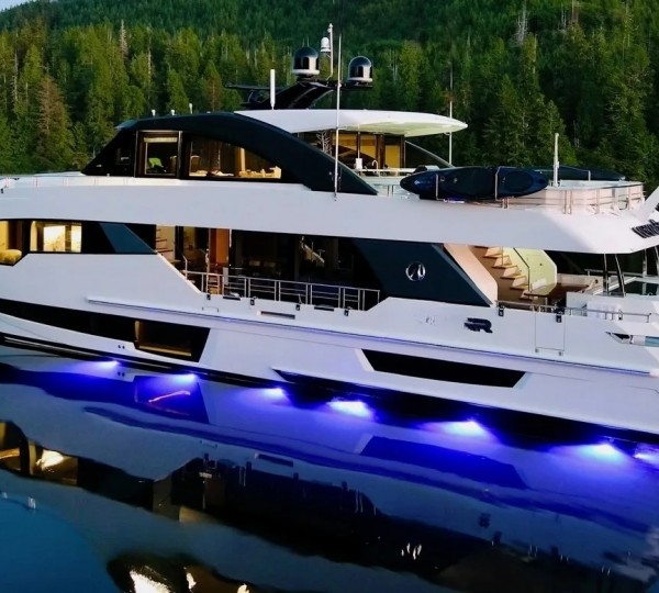Luxury Yacht VOYAGER