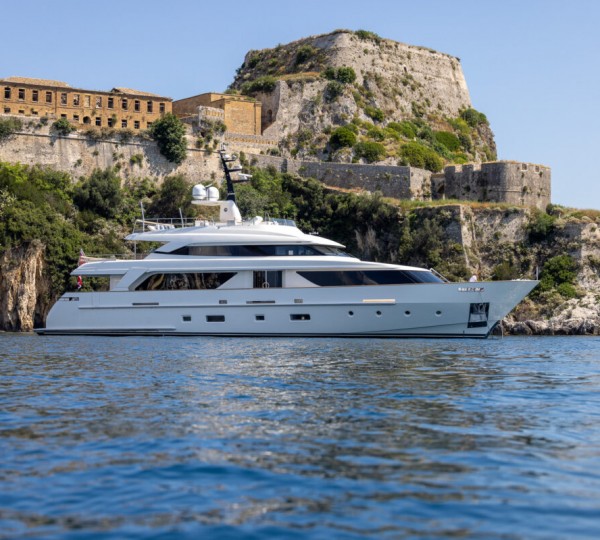 Luxury Yacht ZULU 3