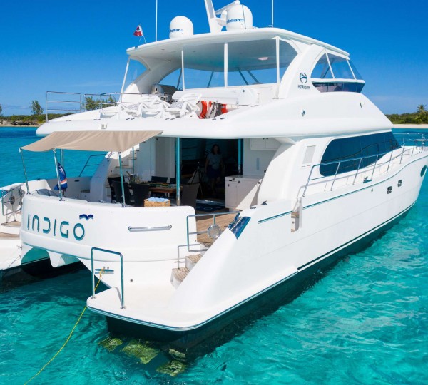 Motor Catamaran INDIGO