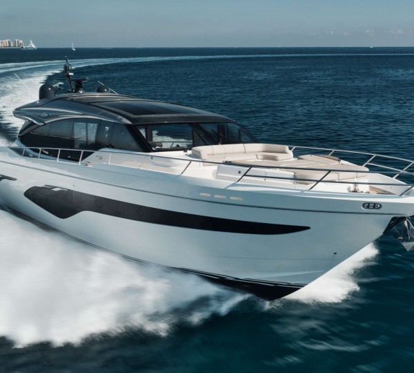 Motor Yacht HOOKED HER