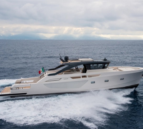 Motor Yacht KIMANI (sistership)
