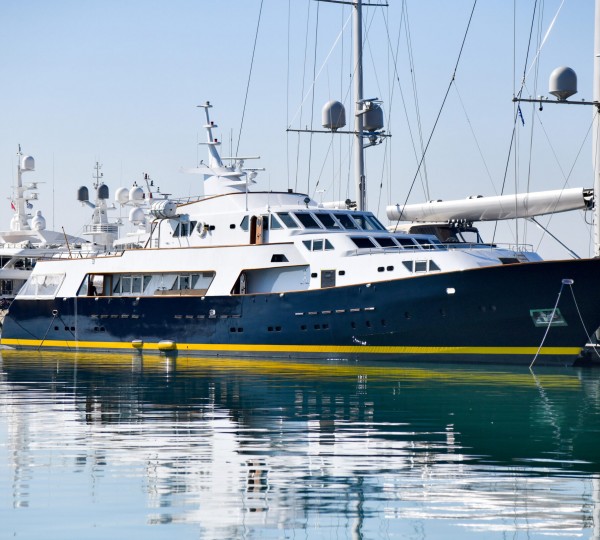 Super Yacht SOMETHING COOL