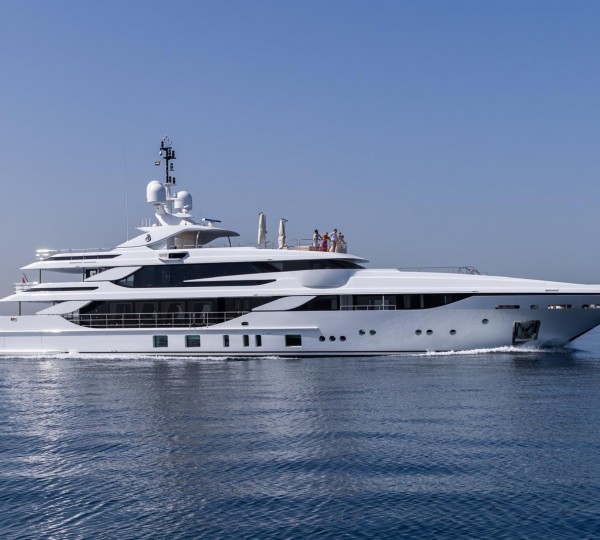 Superyacht BOMBAY