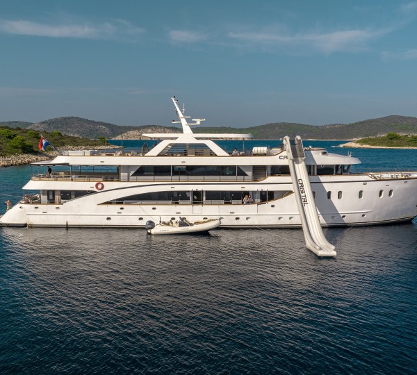 Superyacht CRISTAL