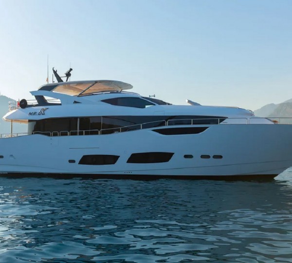 Superyacht MR K IRISTON
