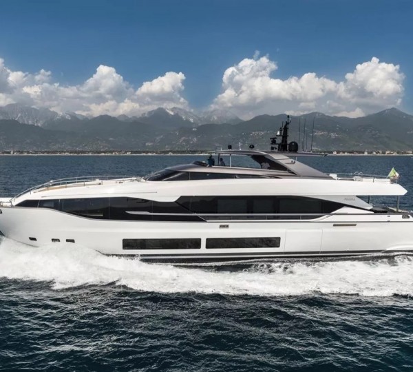 Superyacht PERSEUS