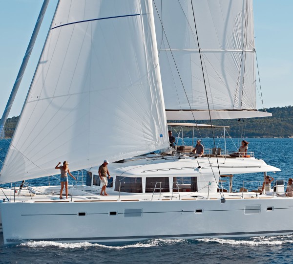 Luxury Catamaran AURA