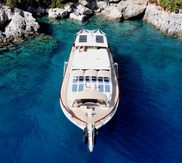 Luxury Yacht ALWAYS SMILE