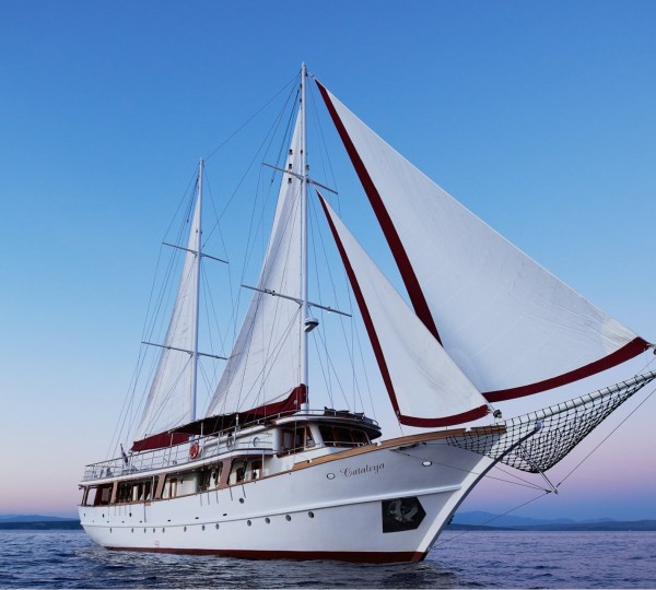 Luxury Yacht CATALEYA