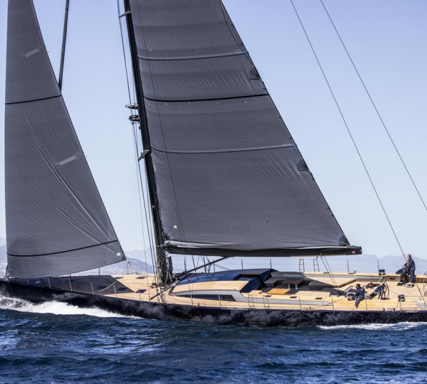 Luxury Yacht GELLICEAUX