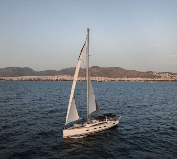 Luxury Yacht LIFETIME