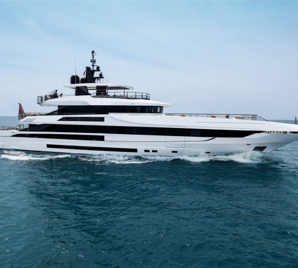 Luxury Yacht PROJECT SALERNO