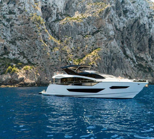 Luxury Yacht MOONLIGHT